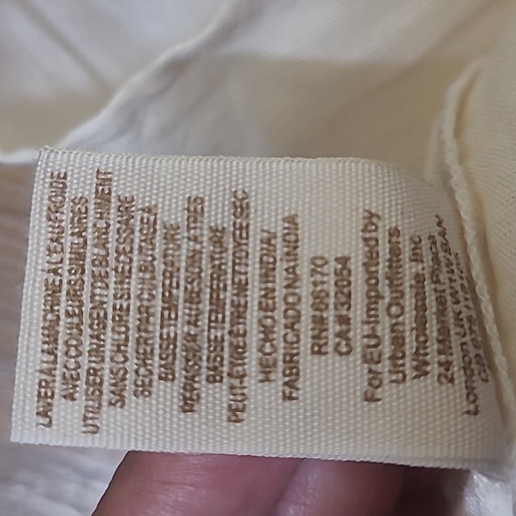 Free People Cream Fabric Detail used exelent condition. - Picture 8 of 14